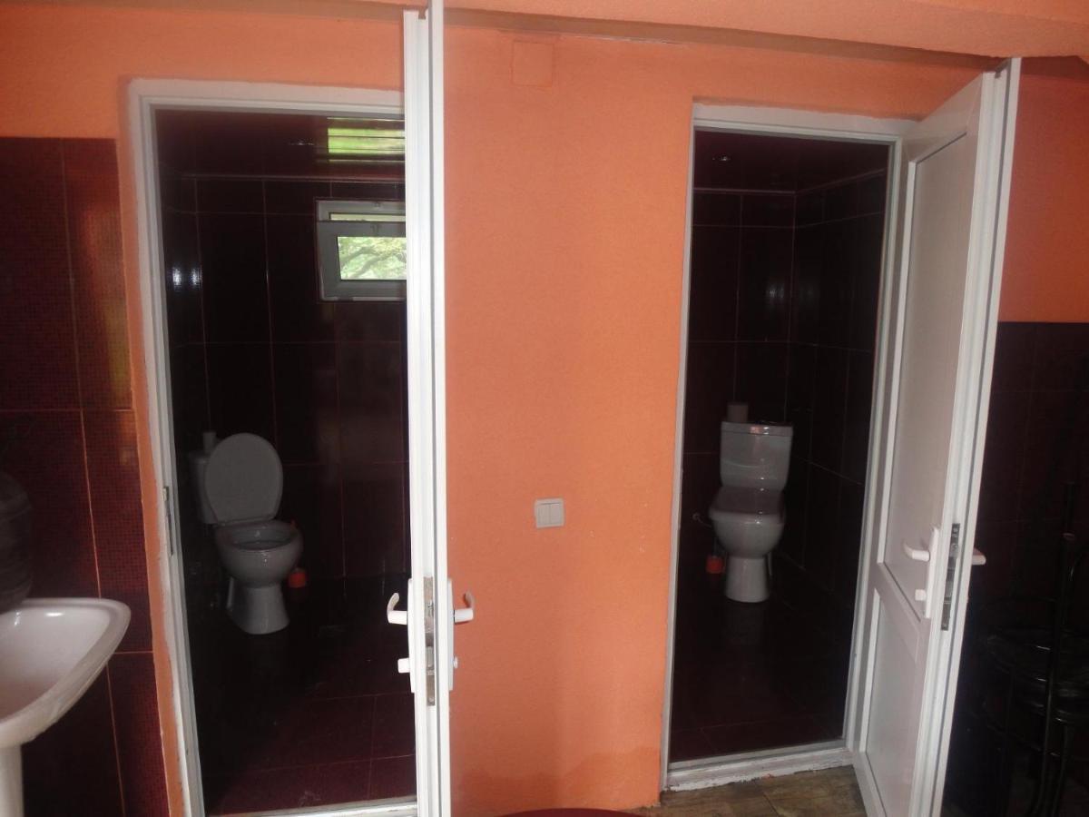 Guest House Надежда Kobuleti Pokoj fotografie